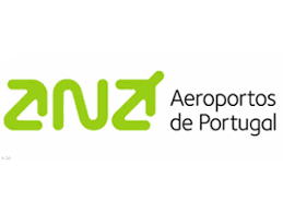 Along with the airports in lisbon, porto, faro, flores, santa maria, horta and beja, the airport's concessions to provide support to civil aviation was conceded to ana aeroportos de portugal on 18 december 1998, under provisions of decree 404/98. Ana Abre Inquerito A Aviao Que Saiu De Calcos E Deslizou No Aeroporto Do Porto Acoriano Oriental