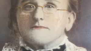 Ann Boyden's Instagram, Twitter & Facebook