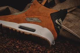 The air max 90 sneakerboot has been added to the list of sneakers built for a more terrain setting. ÙÙŠ ØºØ¶ÙˆÙ† ÙˆØ¶Ø¹ Ù†Ø¯Ù‰ Nike Air Max 90 Sneakerboot Winter Wheat Ballermann 6 Org