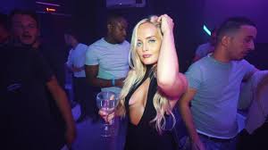 En six mois ce ne sont pas moins de quatre discothèques qui sont parties en fumée au village naturiste du cap d'agde ! Videos Bora Club Bora Club Discotheque Cap D Agde France