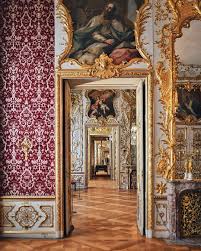 Clădirea golescu în stil neoclasic, modestă ca aspect şi dimensiuni, care avea doar 25 de încăperi, a îndeplinit. Interior Dreams At The Residenz Munchen In Munich Munich Travel Guide Munich Travel Munich