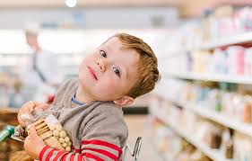 When your kid throws a tantrum, do you lose your cool? 6 Ways To Defuse A Child S Temper Tantrum In Public