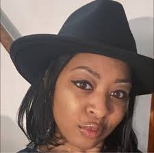 Do mothers have a special bond with their sons or daughters?