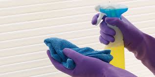 Most modern bathtubs are made of acrylic or fiberglass, but alternatives are available in enamel over steel or cast iron, and occasionally waterproof finished wood. How To Dust Venetian Blinds Get Stains Out Of Blinds