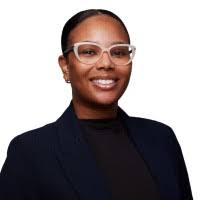 Mia Hunter, CAMS, CGSS