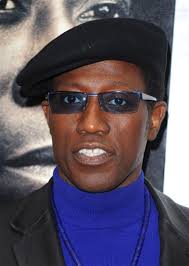 Wesley Snipes ordered to surrender in tax case