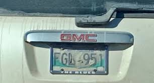 Special interest and personalized license plates orders need plates? Manitobans Encouraged To Replace Defective License Plates Chvnradio Southern Manitoba S Hub For Local And Christian News And Adult Contemporary Christian Programming