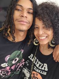 Can someone make a clip of me today hugging myself as a child? I'm nervous  about posting my pictures. so I wanted to ask first hoping someone will  reply. Then I'll add