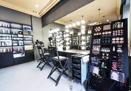 Yandex.maps shows business hours, photos and panorama views, plus directions to get there on public transport, walking, or driving. Beauty Salon Definition Und Bedeutung Collins Worterbuch
