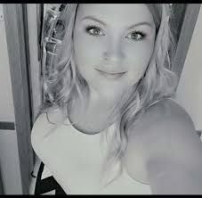 ok guys i need yalls help again. one of my good friends moms just passed  away. i wanna make him and his siblings a photo montage with one of zachs  songs about