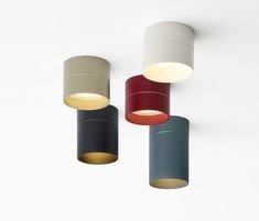 Eine rustikale deckenlampe mit einer schwarzen, schmiedeeisernen halterung. 9 Deckenleuchten Ideen Deckenleuchten Decke Lampen Spots
