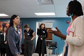 Angel Luo receives Ohio International Student Award