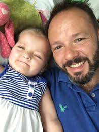 Moving photos show a four-year-old girl who loved water swim for the first  time… just two days before she died from one in 168 million condition