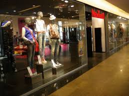 Fise adunarea cu trecere peste ordin fondul de garantare a asiguratilor frumoasa si bestia desene animate filme erotice cu europene formula 1 digi sport foaie de observatie completata ford mustang mach e 1400 wallpaper fracul magic online subtitrat. New Yorker Imbracaminete Incaltaminte Din Timisoara