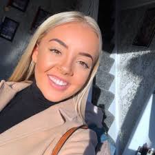 Megan gough (@megangoughhh)