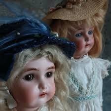 Darlene Pringle's Instagram, Twitter & Facebook