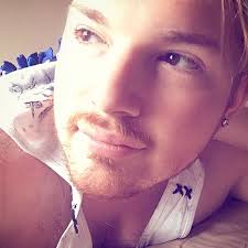 Blake Ferris (@theblakeferris)