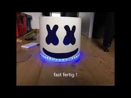 Unsere redaktion hat verschiedenste produzenten ausführlichst analysiert und wir zeigen ihnen hier alle resultate. Led Helm Ala Dj Marshmello Deutsch Youtube