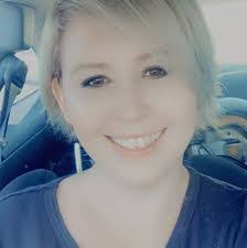 Amber Huckins's Instagram, Twitter & Facebook