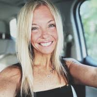 Lindsey Wright Email & Phone Number