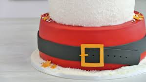 Das blondie rezept wird in acht stücke geschnitten und als nikolaus kuchen oder weihnachtsmann kuchen dekoriert. Nicoles Zuckerwerk I Weihnachtstorte I Weihnachtsmann Mal Anders