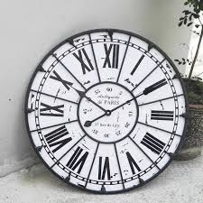Epingle Par Untaughtpianist Sur Home Horloge Murale Industrielle Horloge Murale Grandes Horloges Murales
