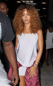 Hellyeah Rihannafenty Photo Rihanna Street Style Rihanna Outfits Rihanna