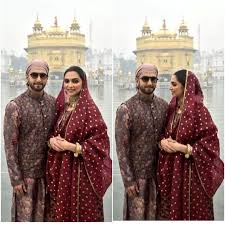 Deepika Padukone And Ranveer Singh Seek Blessings At Golden Temple On Their First Wedding Anniversary Deepika Padukone First Wedding Anniversary Ranveer Singh