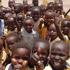 L'africa è un continente del pianeta terra, il terzo per superficie (considerando l'america al secondo posto se intesa come un unico continente), attraversata dall'equatore e dai tropici del cancro e del capricorno e quindi caratterizzata da una grande varietà di climi e ambienti, come deserti. Africa Continua A Crescere La Popolazione Del Continente Nel 2050 Saranno Piu Di 2 Miliardi La Repubblica