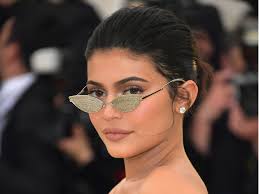 5 years of kylie cosmetics! Kylie Jenner S Luxury Car Collection Bugatti Rolls Royce Business Insider
