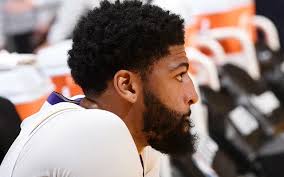 Chấn thương của Anthony Davis không quá nghiêm trọng
