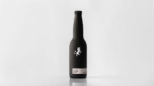 Modelo Light 20 Aniversario By Manuel Fernandez Del Campo Garcia Via Behance Light Lager Wine Bottle Bottles Decoration