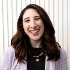 Stacy Levine's Instagram, Twitter & Facebook