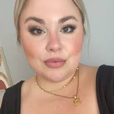 Katie Buckner's Instagram, Twitter & Facebook