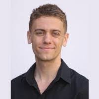 Robin Benfield's Instagram, Twitter & Facebook