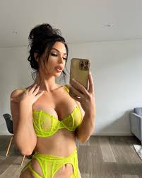 rosieterre OnlyFans - Free Trial - XXX Photos | FansMetrics.com