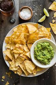 How To Make Baked Tortilla Chips Receta Totopos Horneados Comida Y Comida Sabrosa