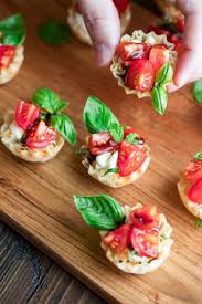 This mini quiche recipe is a cinch to put together using mini phyllo shells and vegetables, meats and cheeses that are probably already in . Phyllo Shells Recipes Appetizers And Desserts Peas And Crayons