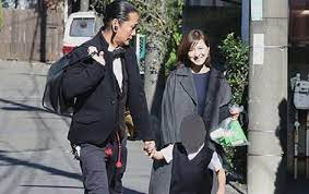 広末涼子の元旦那の岡沢高宏は関東連合 灰皿プレー 写真は できちゃった婚 できちゃった結婚 旦那