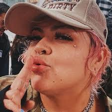 Izzy Ramirez's Instagram, Twitter & Facebook