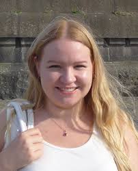 My sister lost a white pearl pendant