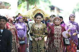 Check spelling or type a new query. Mengetahui Keunikan Dan Beragam Jenis Baju Adat Ntb Budayanesia