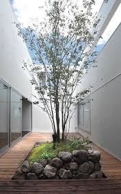 Courtyard With Rock Garden And Surrounding Deck Small Courtyard Gardens Courtyard Gardens Design Courtyard Garden