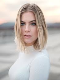 Beauty Contest Entry by Alex Mihai