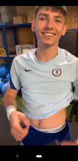 Not really fair scottish players not isolating after gilmour. Billy Gilmour Chelsea Fc