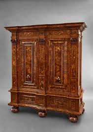 Pin Von Myster Jp Auf Barock Mobel Baroque Furniture Antike Schranke Barock Mobel Barock