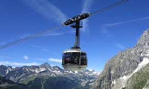 Die italienische seite des mont blanc hat eine neue touristenattraktion: Aostatal Mit Der Seilbahn Ganz Nah An Den Mont Blanc Kleinezeitung At