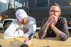 Seiler und speer performen ala bin live am donauinselfest 2019. Seiler Und Speer Daham Bleibst Oeticket Blog Live News