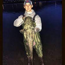 Angling Buzz Fishing Tips Trends Midwest Fishing Bluegill Fish Catfish