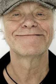 Kim Larsen gik i graven med en stor hemmelighed: Havde spillemanden  overhovedet et kunstnerisk projekt?